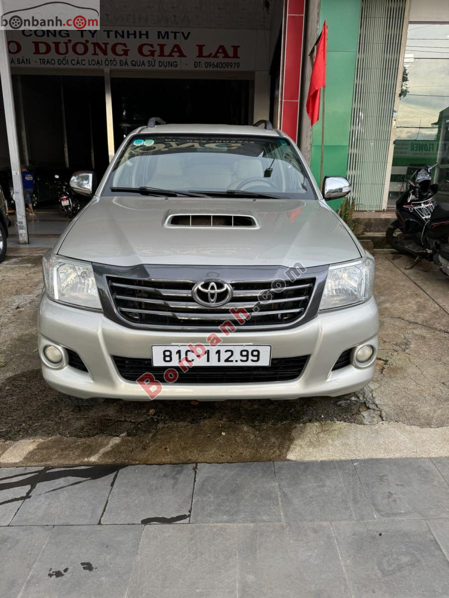 Toyota Hilux 3.0G 4x4 MT 2014