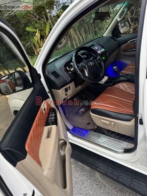 Xe Toyota Fortuner TRD Sportivo 4x2 AT 2016