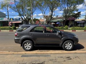 Xe Toyota Fortuner 2.5G 2010